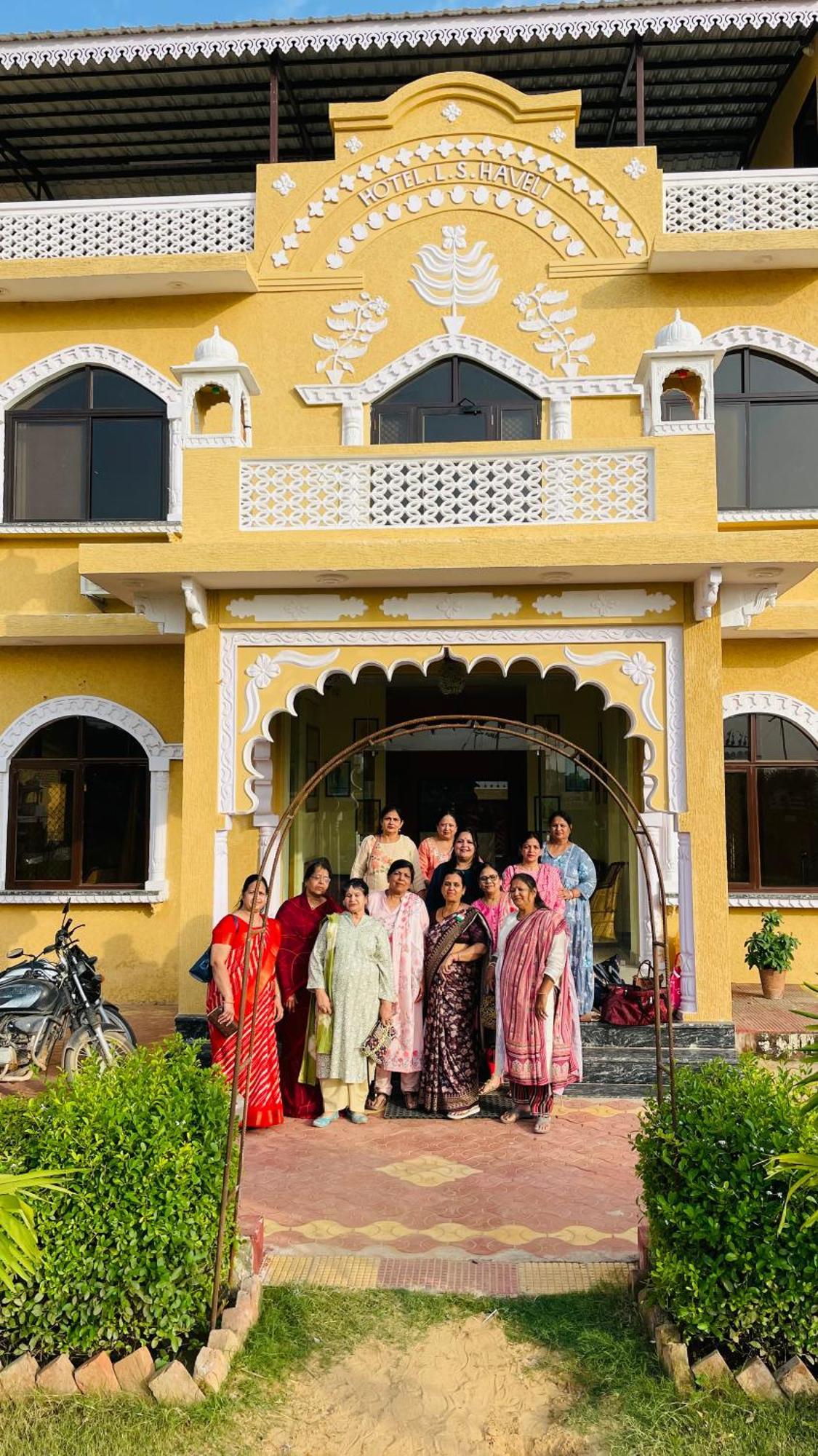 Hotel L S Haveli Pushkar Exterior foto